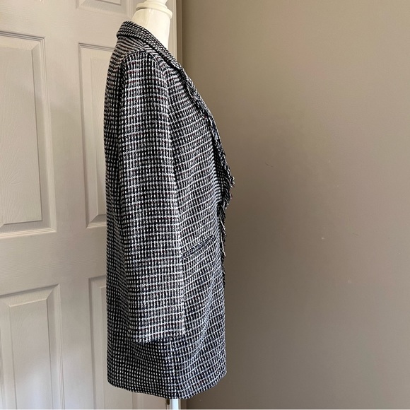 Wool blend coat in size S - Picture 5 of 9